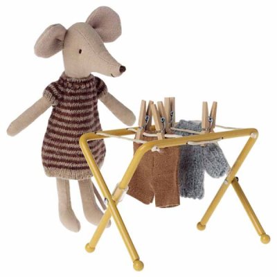 Maileg drying rag with pegs