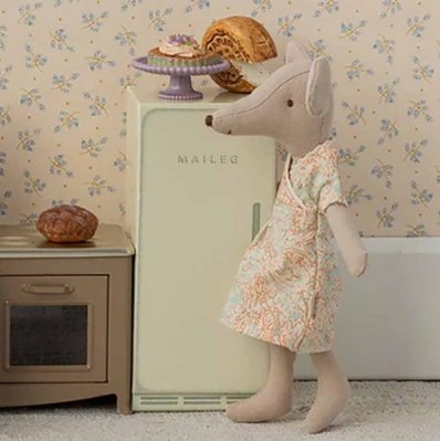 Maileg mouse mother