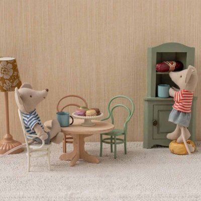 Maileg Oval dining table, mouse