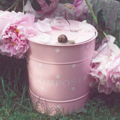 Compost bin pink