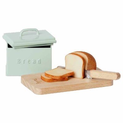 Maileg bread box with cutting board and knife